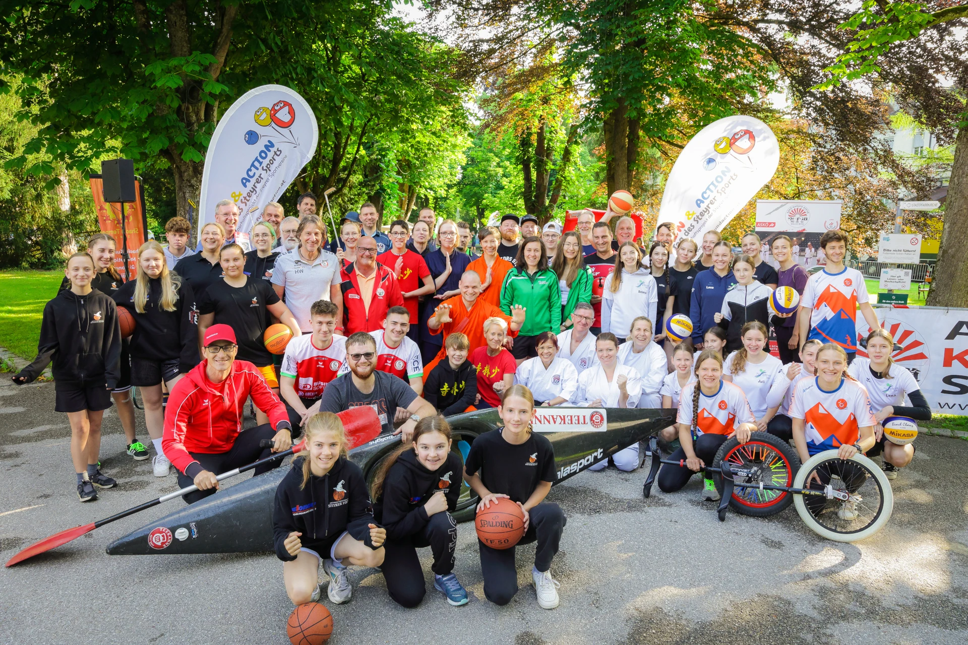 Gruppenfoto Tag des Steyrer Sports - Rechte bei CarinaWojtak_pixelscreativefactory